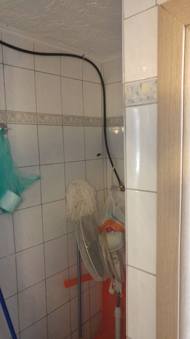 2nd floor toilet