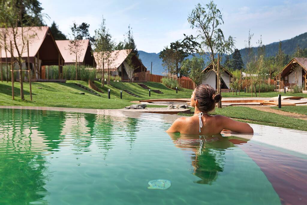 Natural swimming pool
