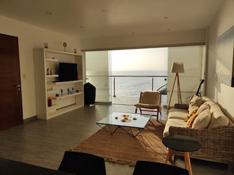Ocean view apartment in exclusive area