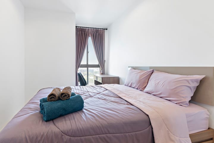 غرفة النوم الرئيسية