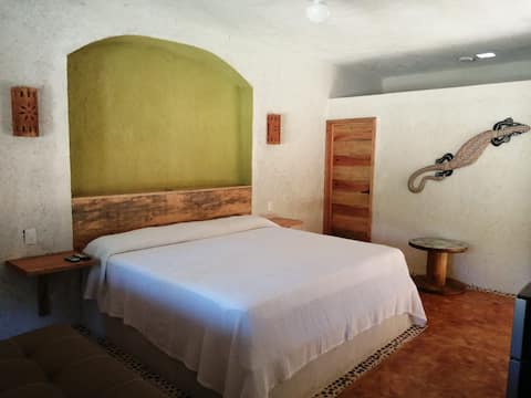 Stone and Color Suites in Chichénitzá B 4 SAK