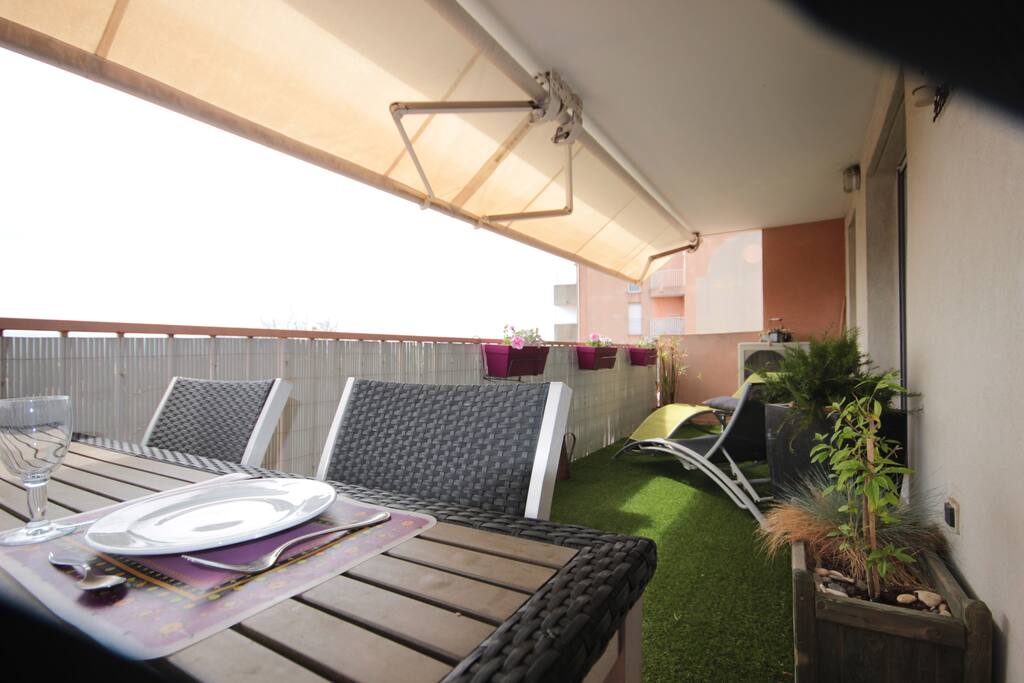 la terrasse sud est agréable