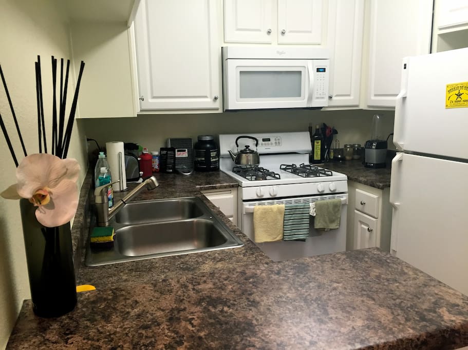 Fully equipped kitchen