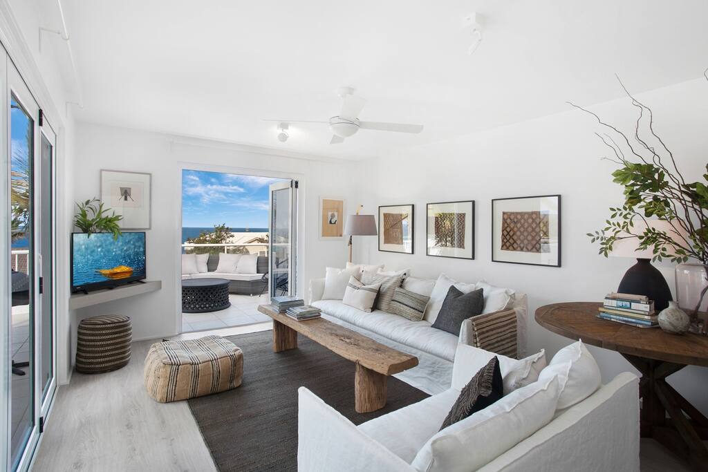 Lounge Room