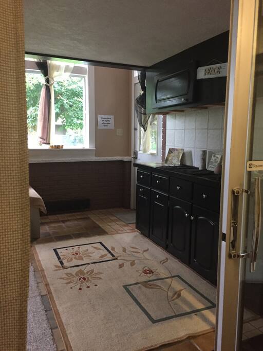 Sunroom or hallway transition to the Apartment