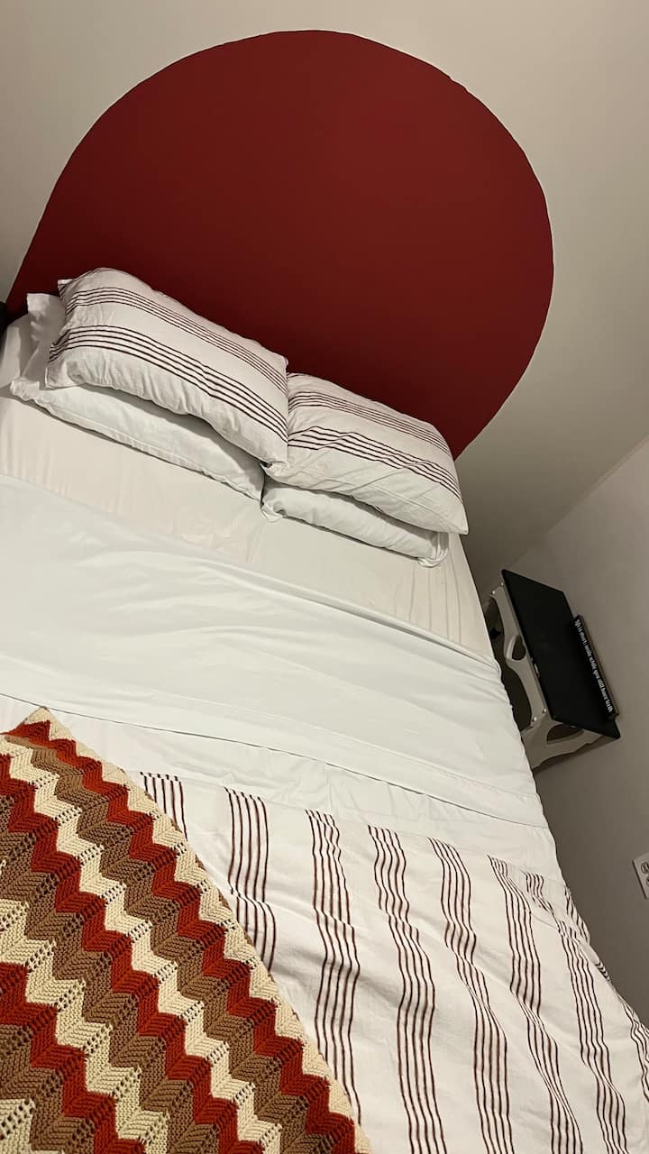 غرفة النوم 2