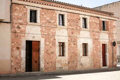 New studio (ideal couples/cyclists) TAXES INCLUDED
