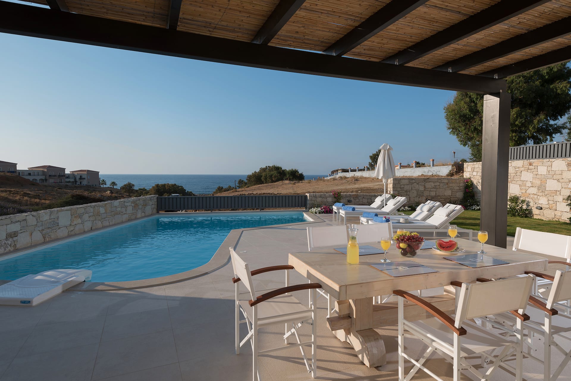 Villa Levanda, piscine, à distance de marche de la plage et des commerces, pas besoin de voiture ! — photo 2