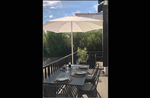 Top Airbnb: Central 1Bed flat-5mn from the beach-South Terrace à Biarritz
