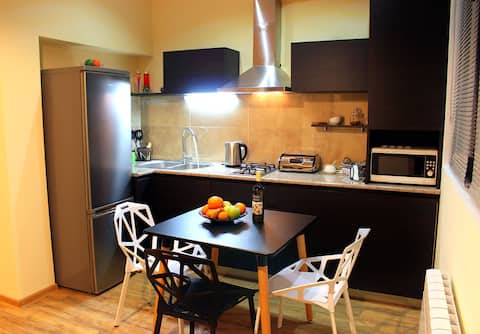 Yango Apartment; 2 BR; centre of Tbilisi