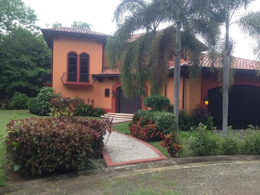 La Chabola entrance