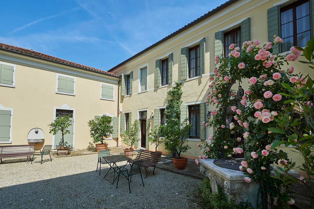 The entrance of the property