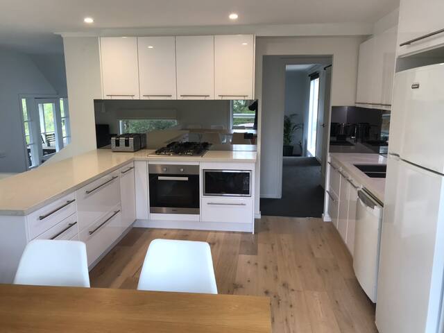 Ocean View gallery image 2