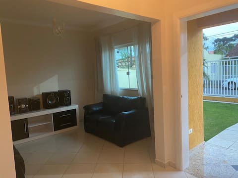 Top performing Airbnb: Spacious townhouse in the historic center in Morretes