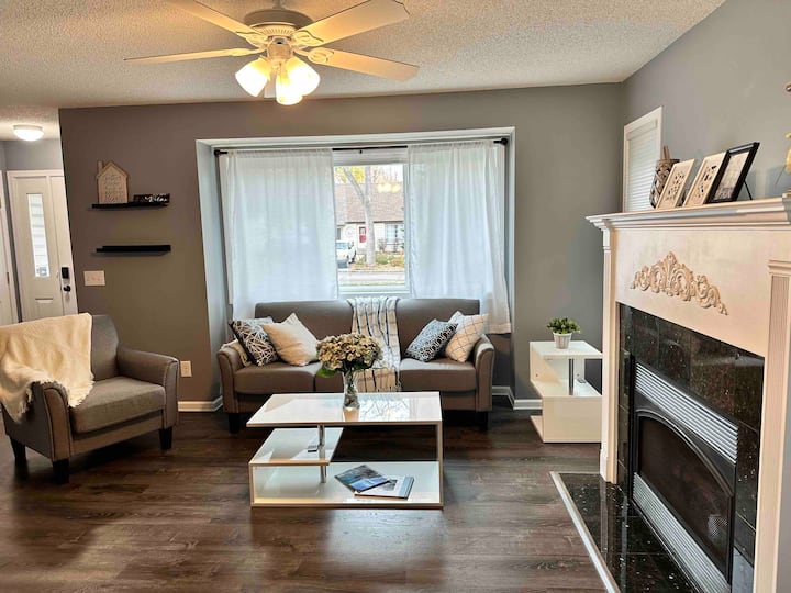 Centrally Located House Minutes From Moa And Msp - Bloomington, MN