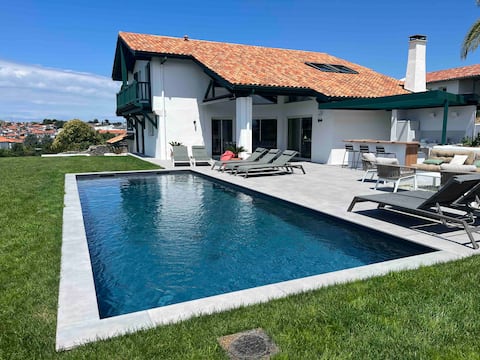 Contemporary Basque house with heated pool