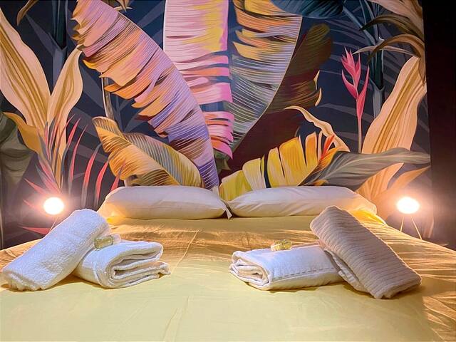 Vatican Fabio Massimo Luxury Apartment gallery image 4