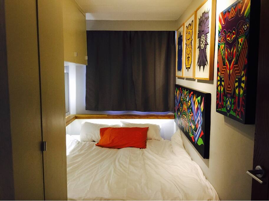 Single bed in the small (third) bedroom pulls out to a double if required.