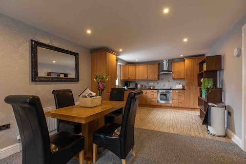 Central Apartment in Thirsk ~ Yorkshire Retreat!