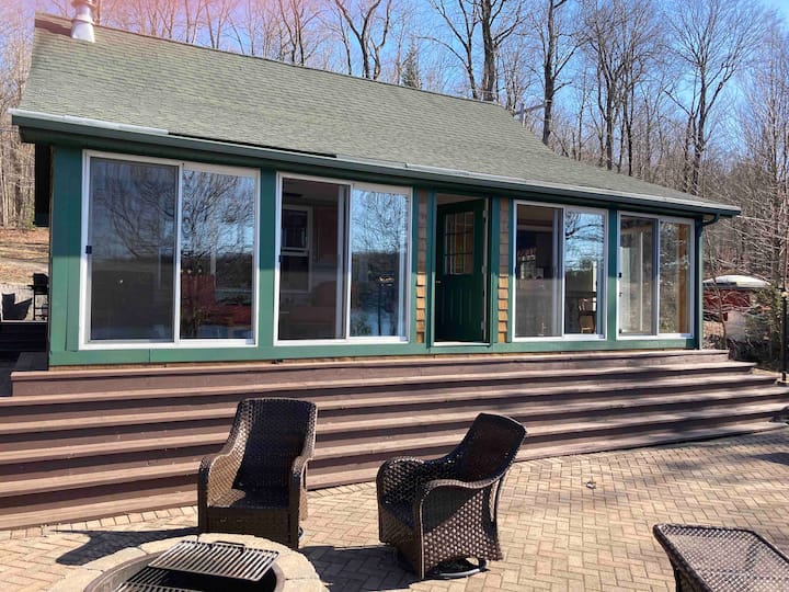 Saint Regis Falls Vacation Rentals & Homes New York, United States