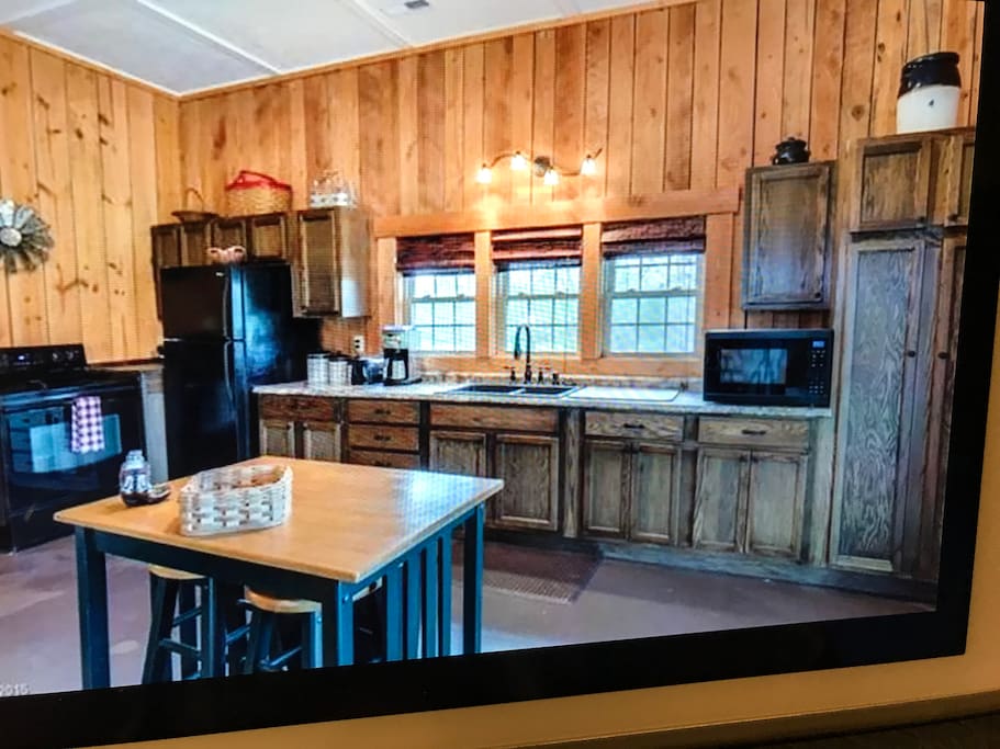 Fully furnished kitchen