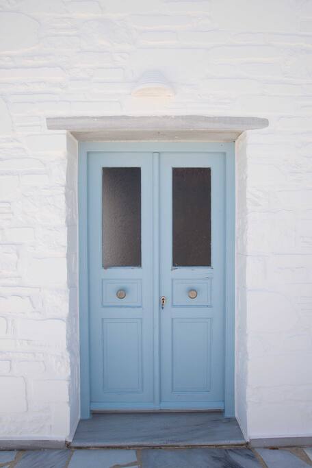 the entrance to the house