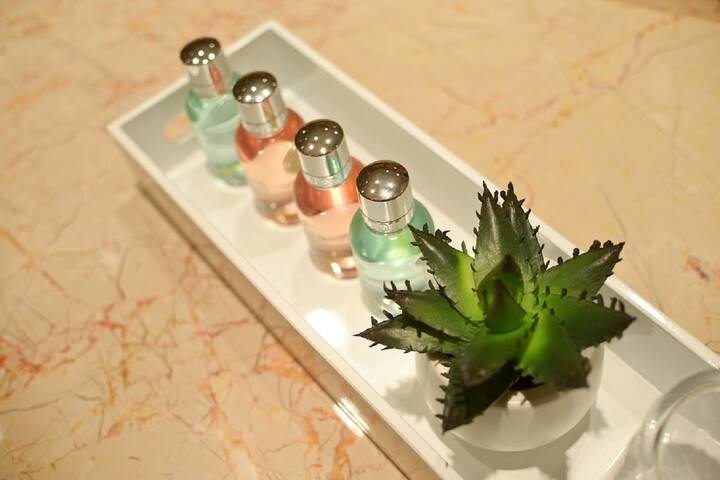 All services included!3 Bedroom apt Panoramic view gallery image 5