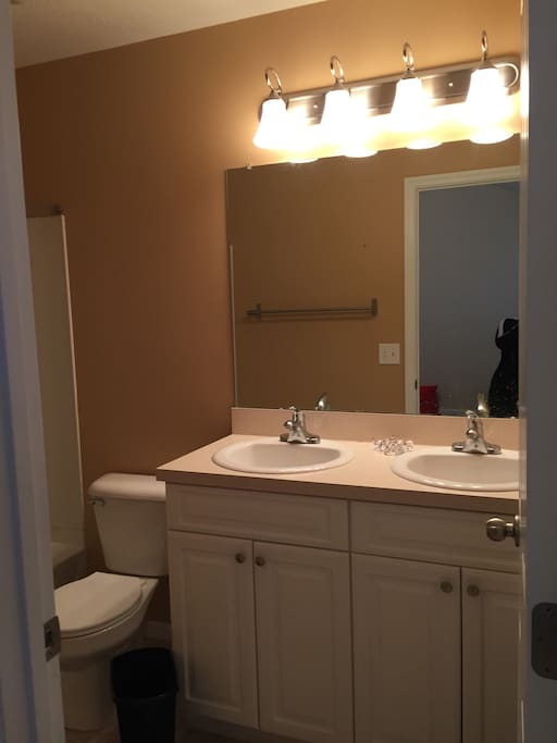 Guest will have their own en suite bathroom