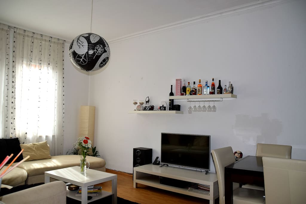 Wohnzimmer / Living room