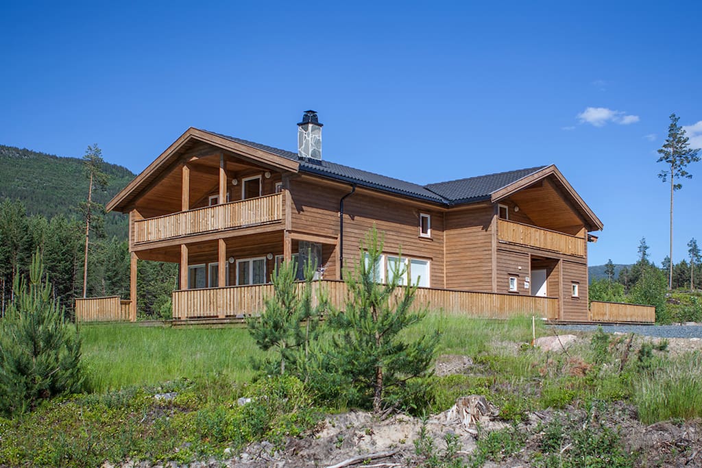 The Lakehouse , terraces all around.