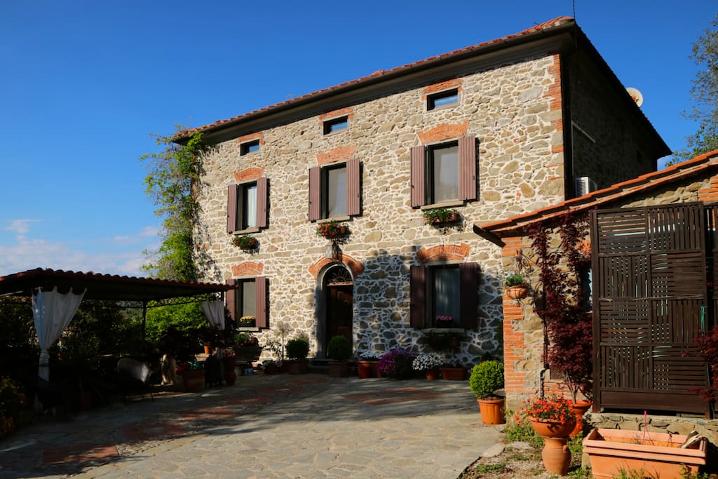 Old Stone House In Tuscany Houses For Rent In Lamporecchio Tuscany old-stone-house-in-tuscany-houses-for-rent-in-lamporecchio-tuscany