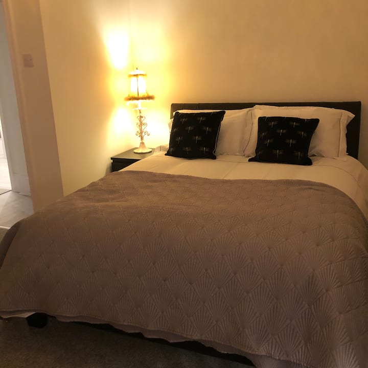 غرفة النوم 1