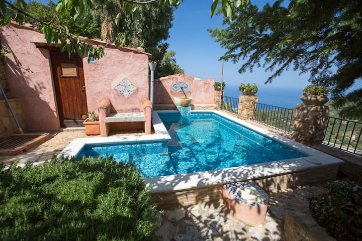 Listing in Cefalu