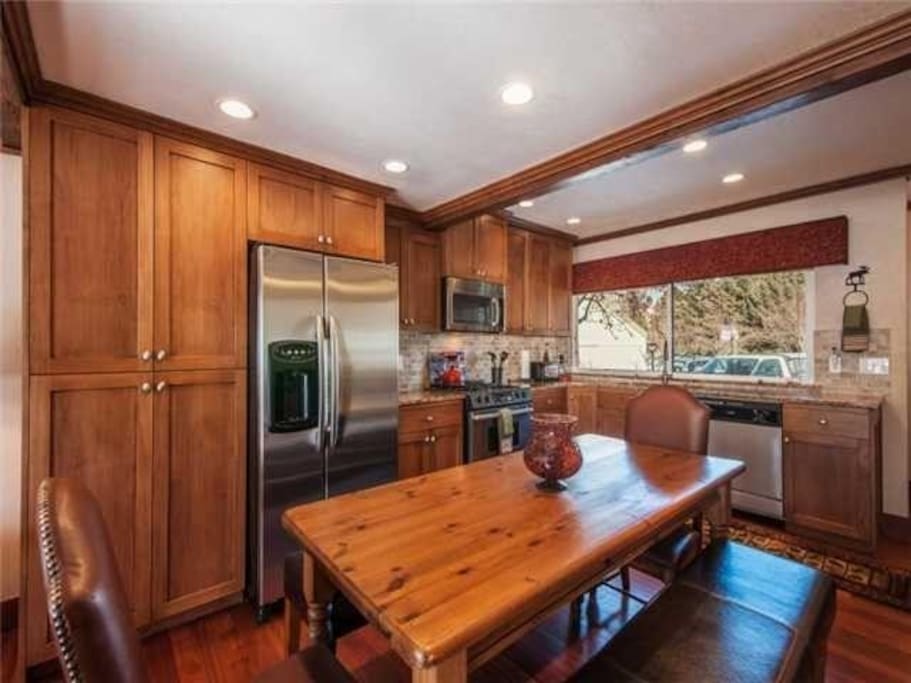 Kitchen 1