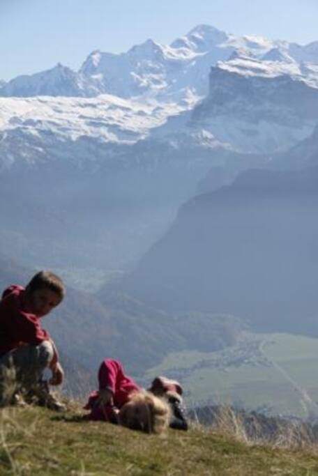 La Vallée de Samoëns et la maison tout en bas !
