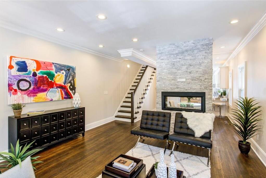 Modern Townhome in Historic Downtown Indianapolis