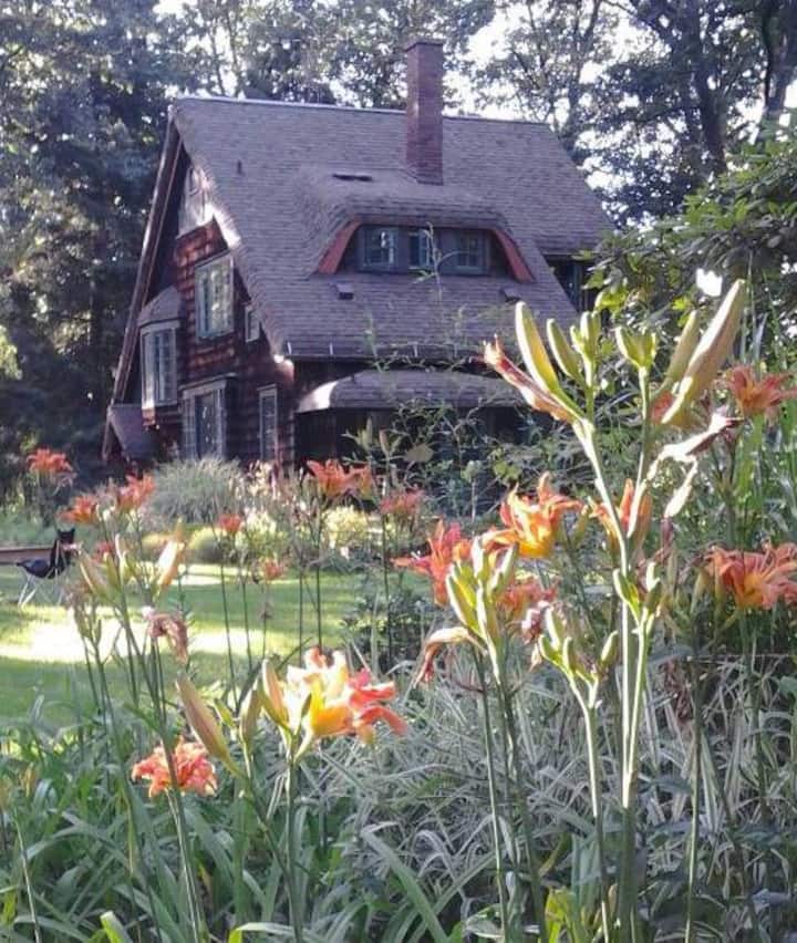 Benton Harbor Vacation Rentals & Homes Michigan, United States Airbnb