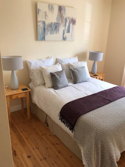 Bedroom w Ensuite: 3 bed bungalow