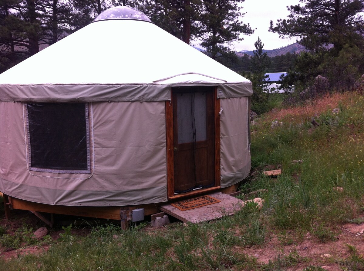 Top 4 Yurts Near Estes Park, USA 