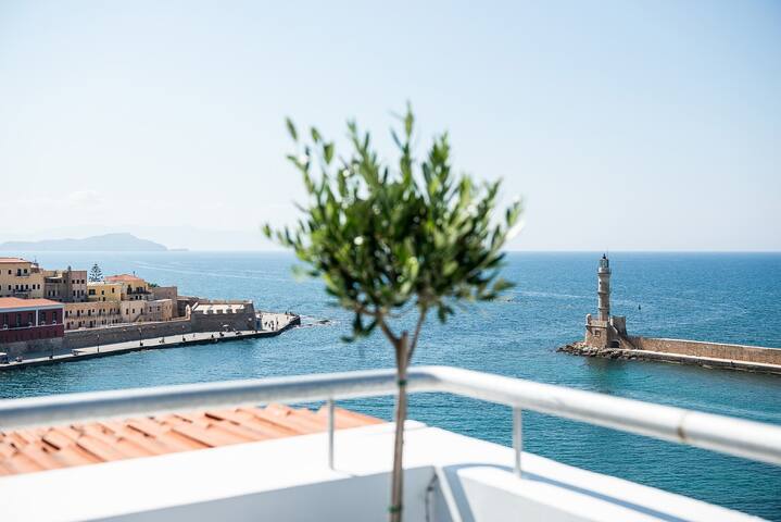 Alexandra’s Lighthouse View gallery image 5