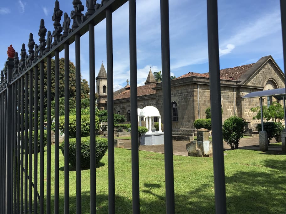 Iglesia Centenaria, corazón del centro histórico del Pueblo