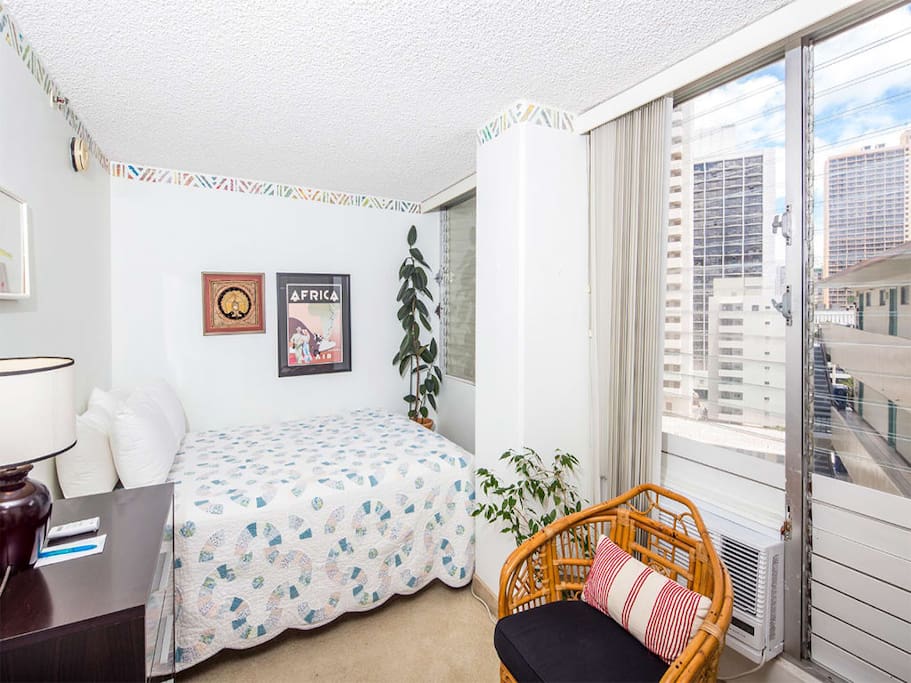 waikiki-grand-city-view-hr-900-interior-01.jpg