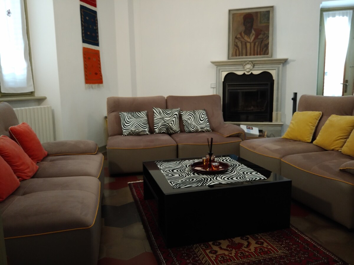 Proprietà Airbnb di successo: Recreation and leisure in the region Lago Maggiore a Varese