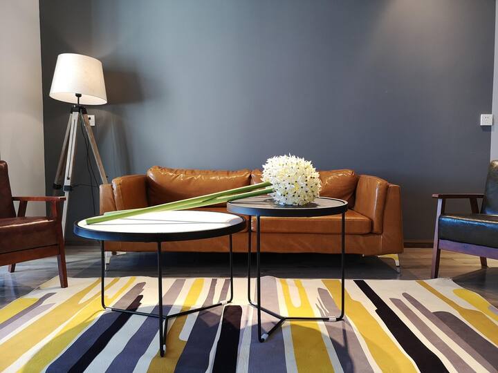 Frente a Dali Harbor + llegada independiente + ventanas del piso al