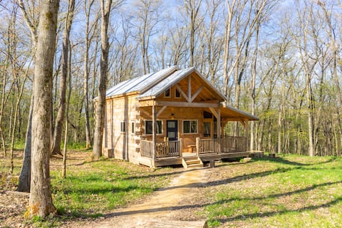 Tanager cabin at Driftless Creek