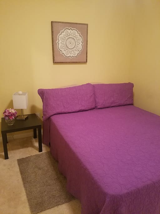 Guest bedroom 2