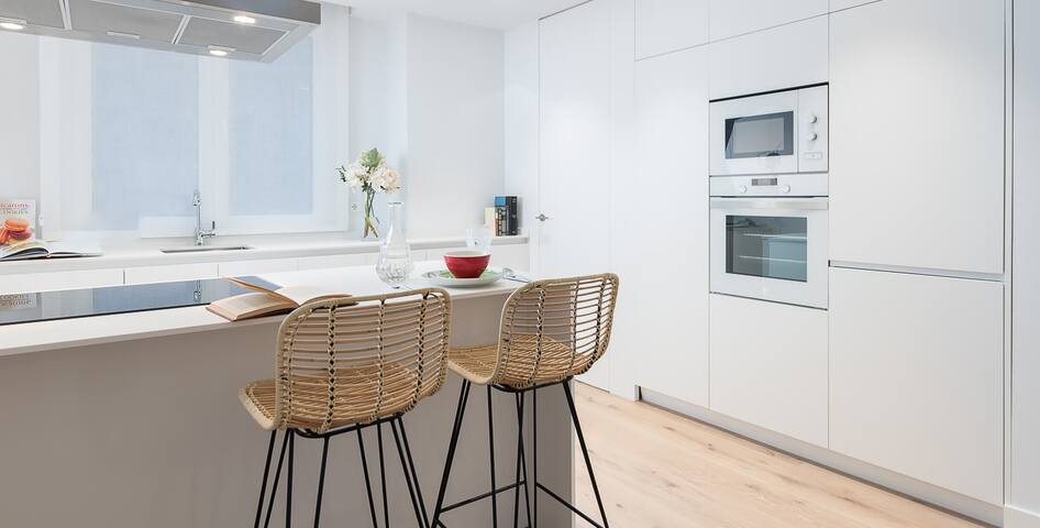 Homeclub | Style and Luxury in Hermosilla, Madrid gallery image 3