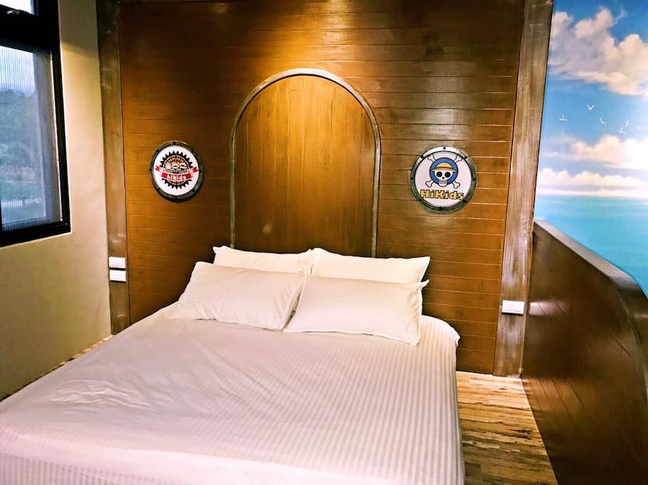 Queen size Double Bed 加大雙人床型