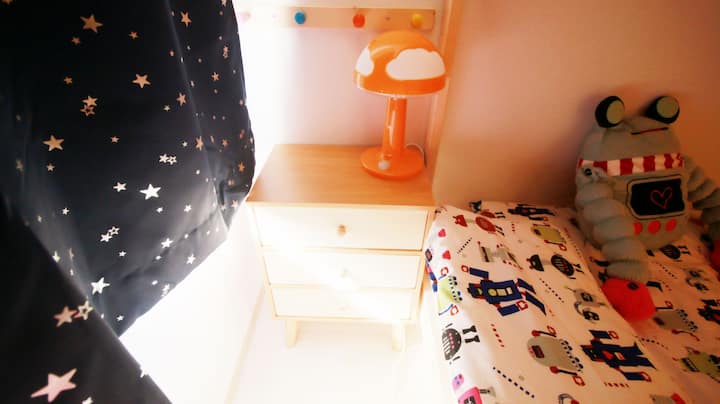 غرفة النوم 2