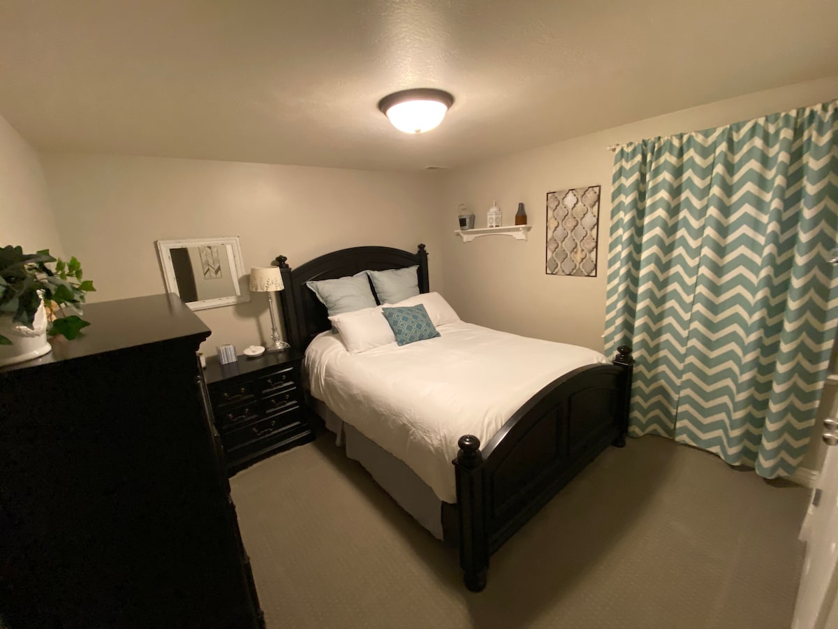 Spálňa 1 s manželskou posteľou 